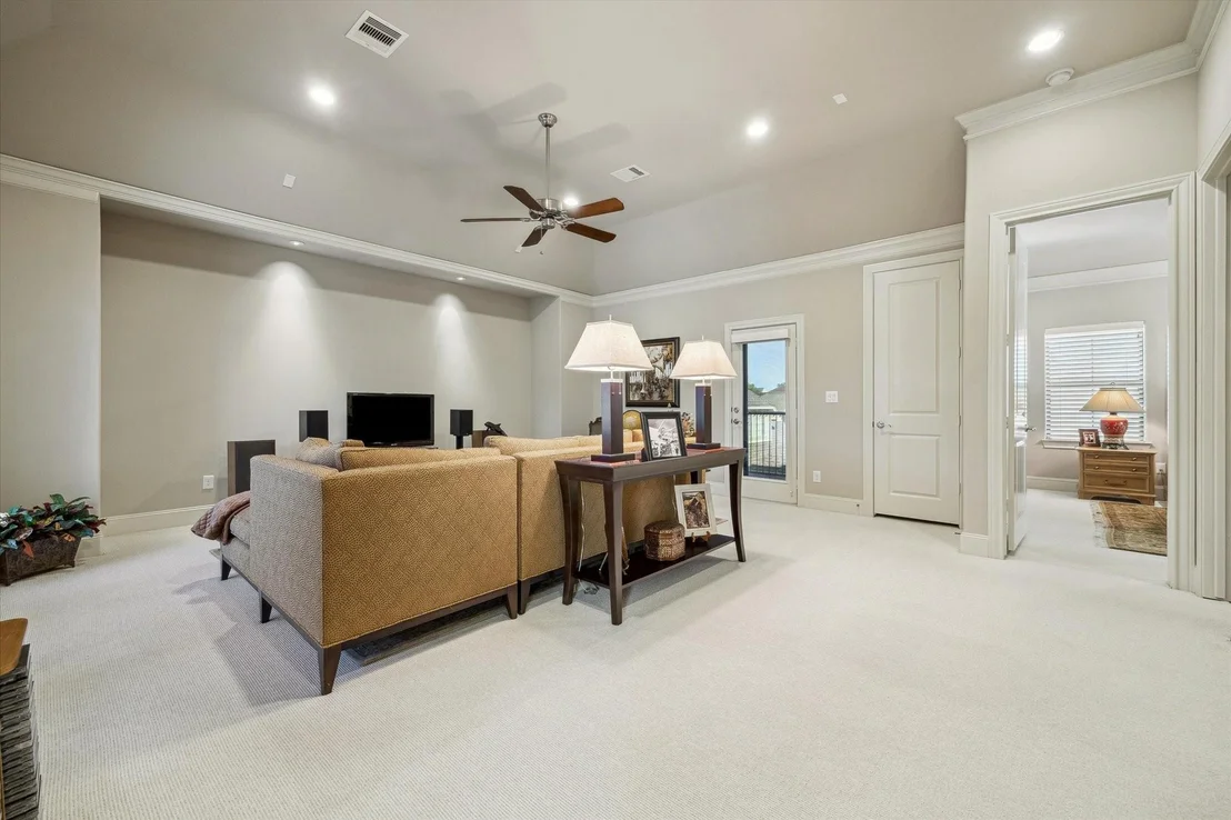 Photo of 7835 Bobbitt Lane