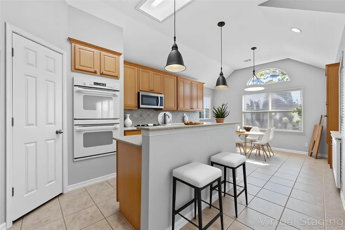 Photo of 2915 Sandleigh Drive