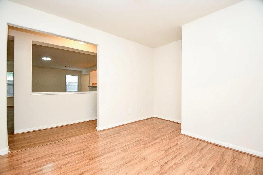 Photo of 29530 Legends Glen Drive