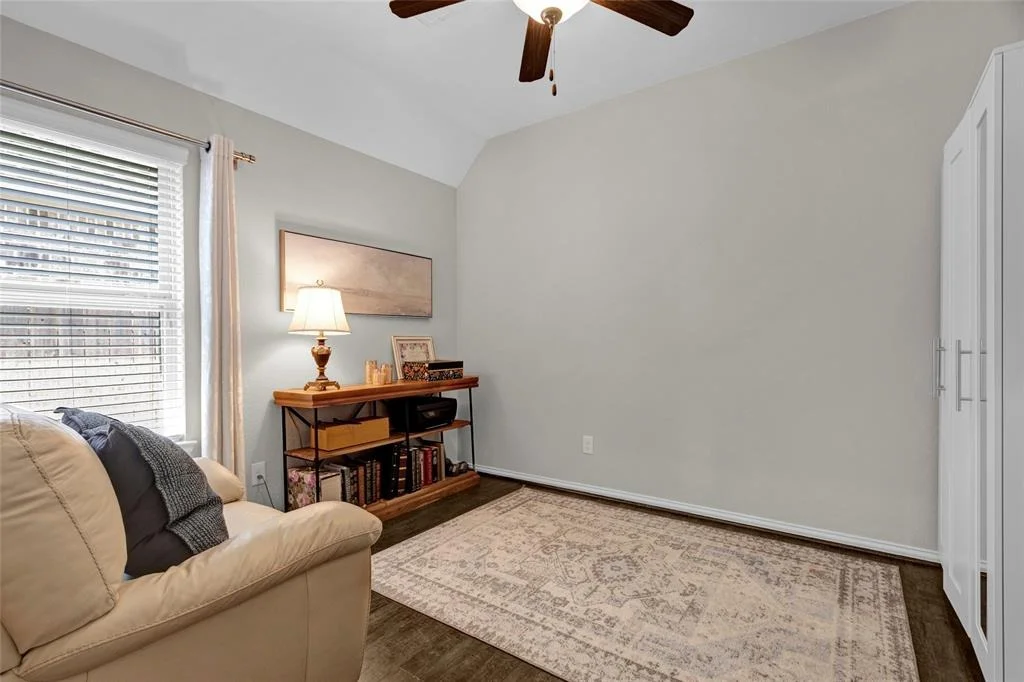 Photo of 10519 Menelaws Trail