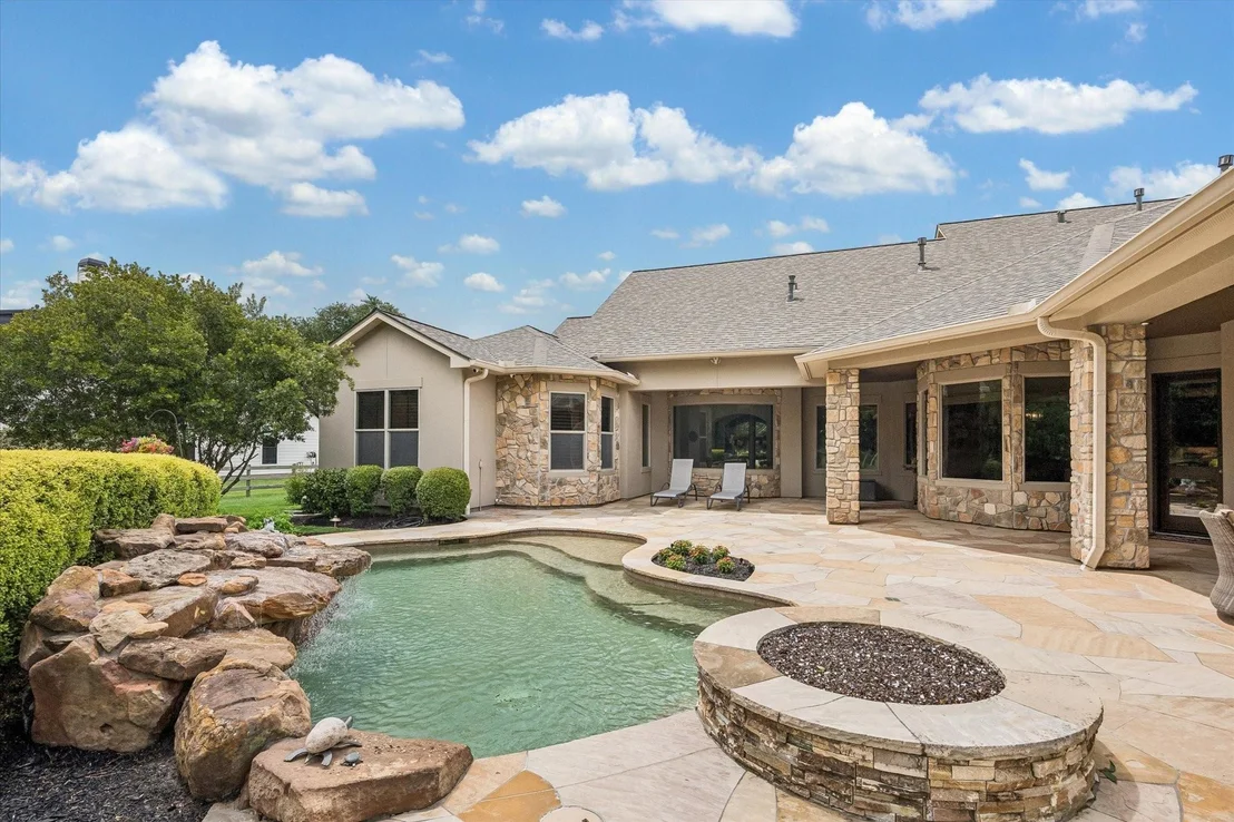 Photo of 32102 Fulbrook Commons