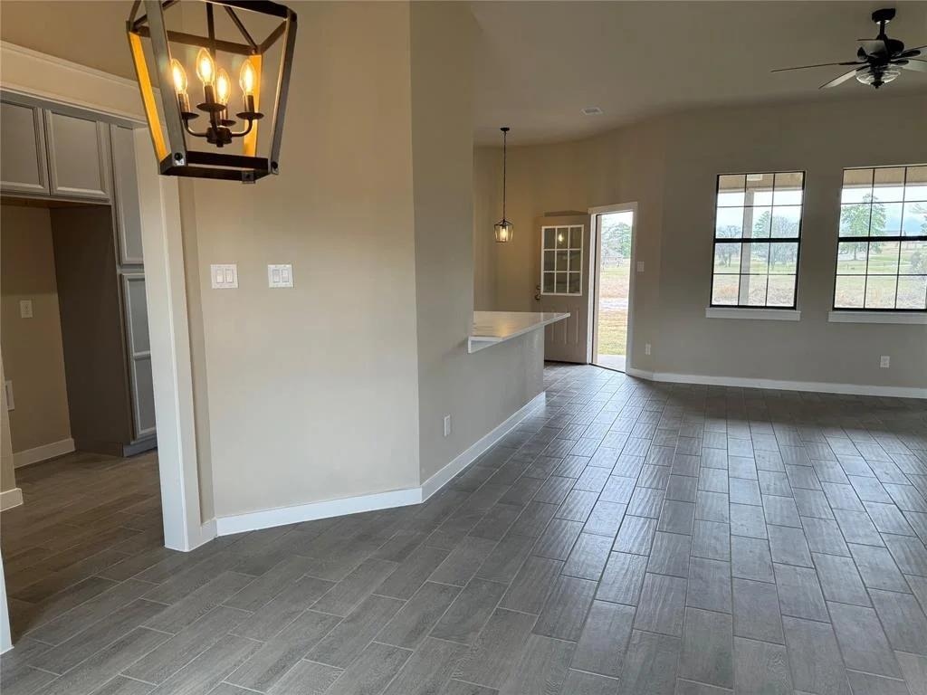 Photo of 20 Meadow Lake