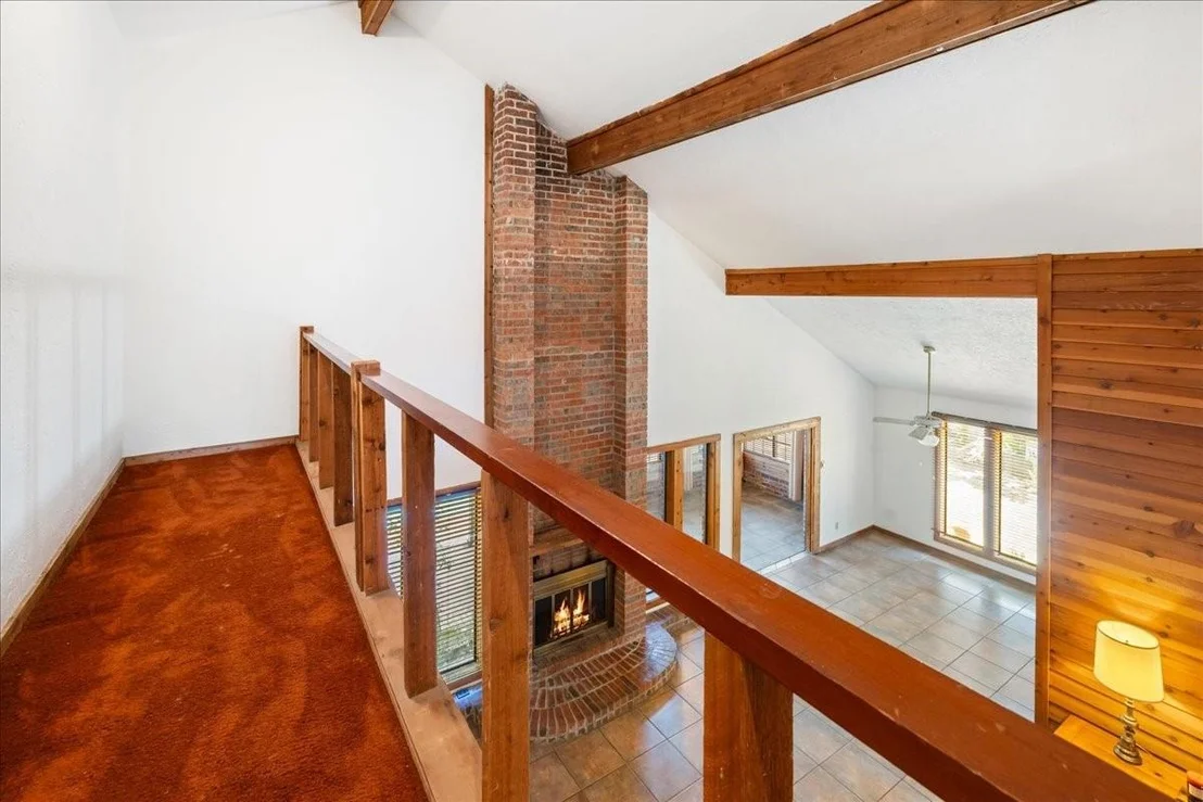 Photo of 642 Meadow Lane