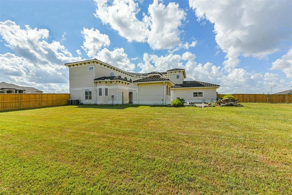 Photo of 317 Red Oak Drive