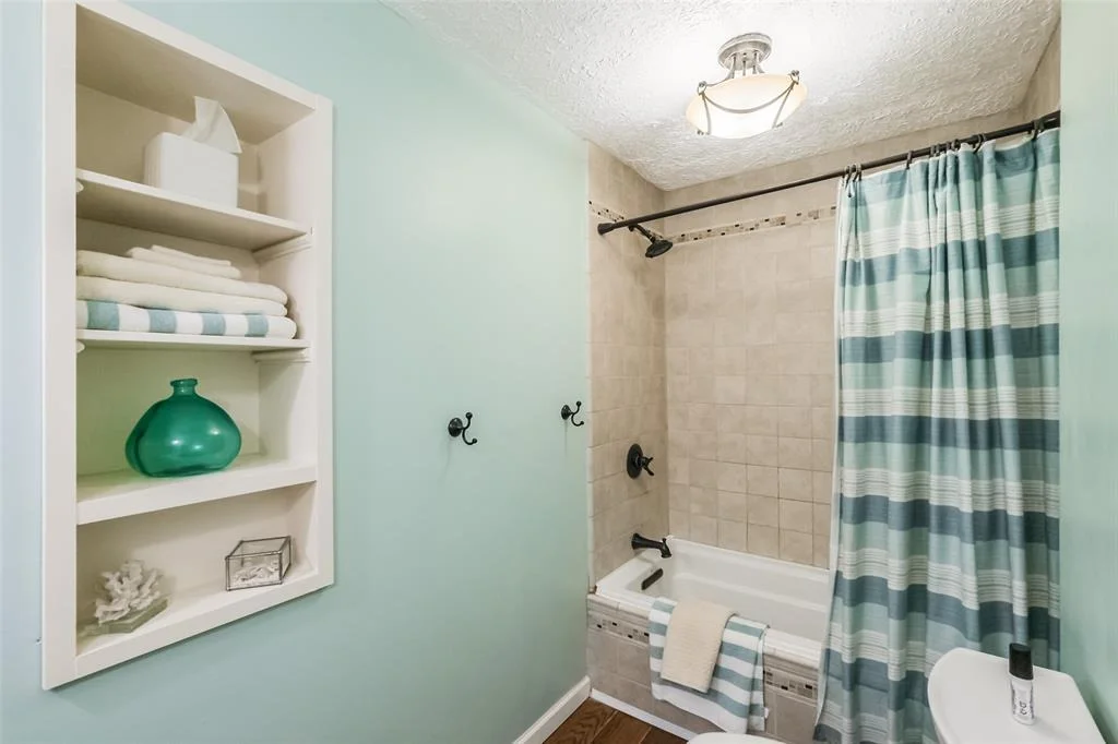 Photo of 21602 Park Downe Lane