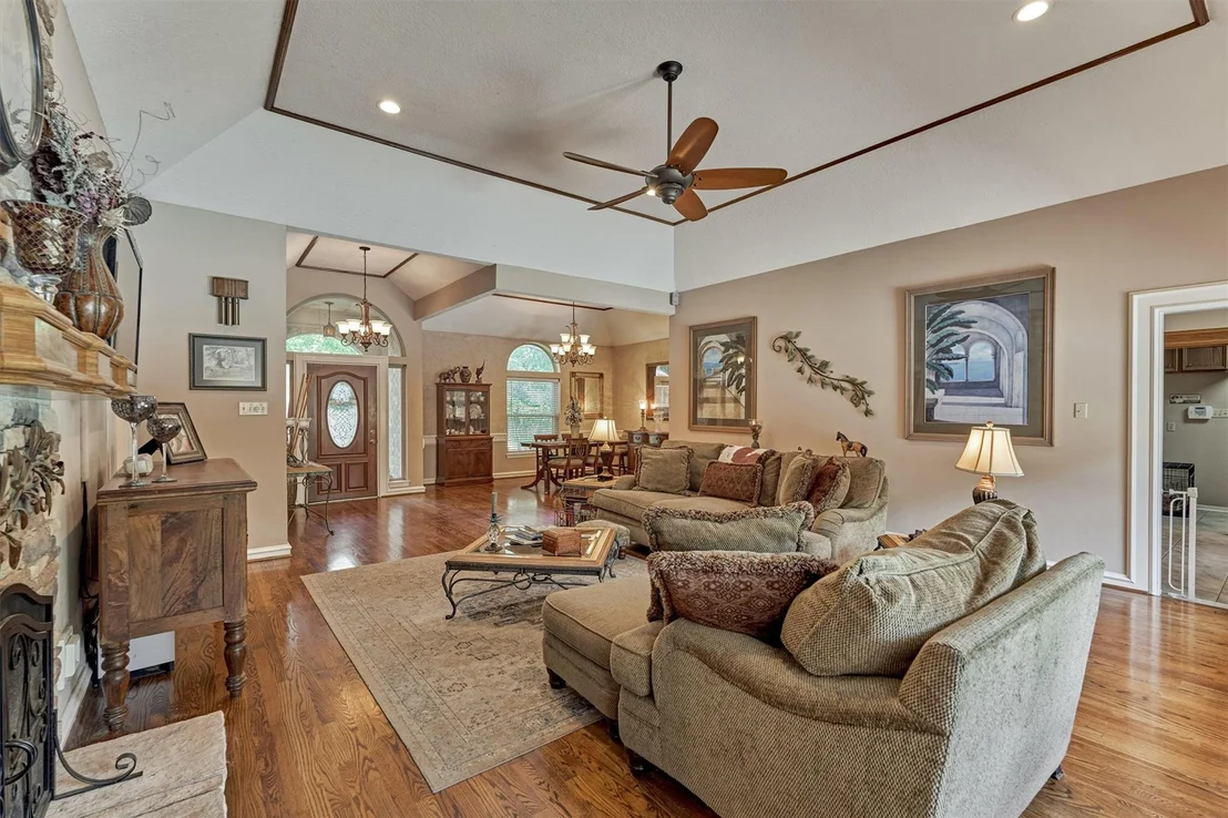 Photo of 423 Pine Edge Drive