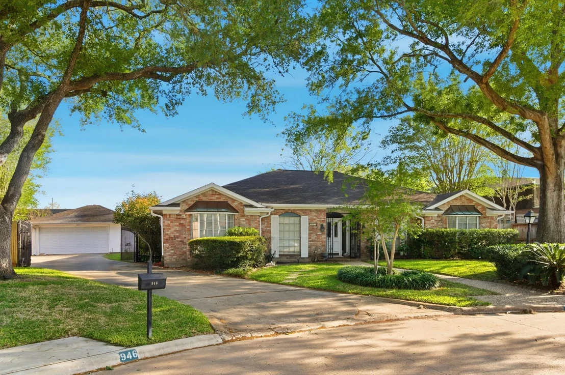 Photo of 942 Brunswick Circle