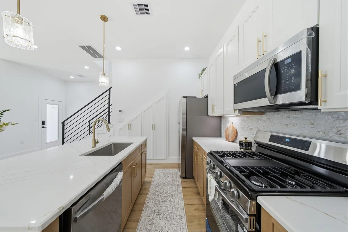 Photo of 8910 Knoll Leaf Drive