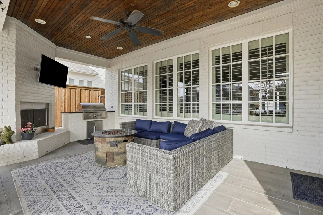 Photo of 1837 Quiet Oak Place