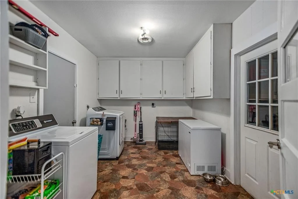 Photo of 535 Travis Street