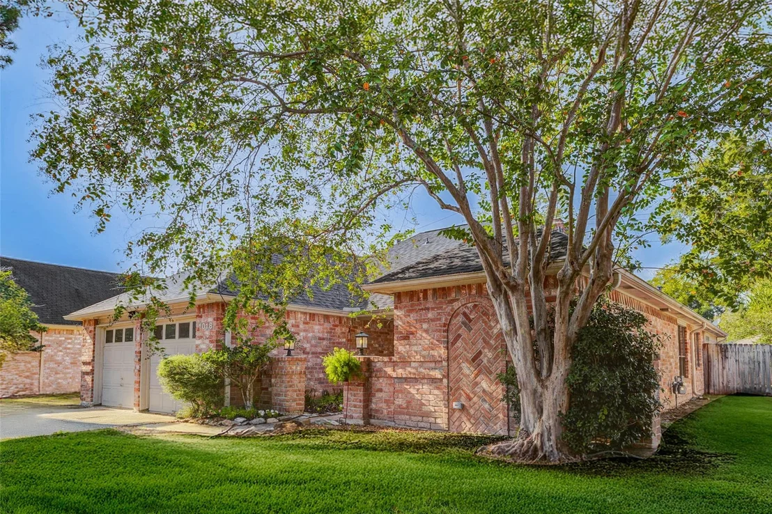 Photo of 1018 Cascade Creek Drive