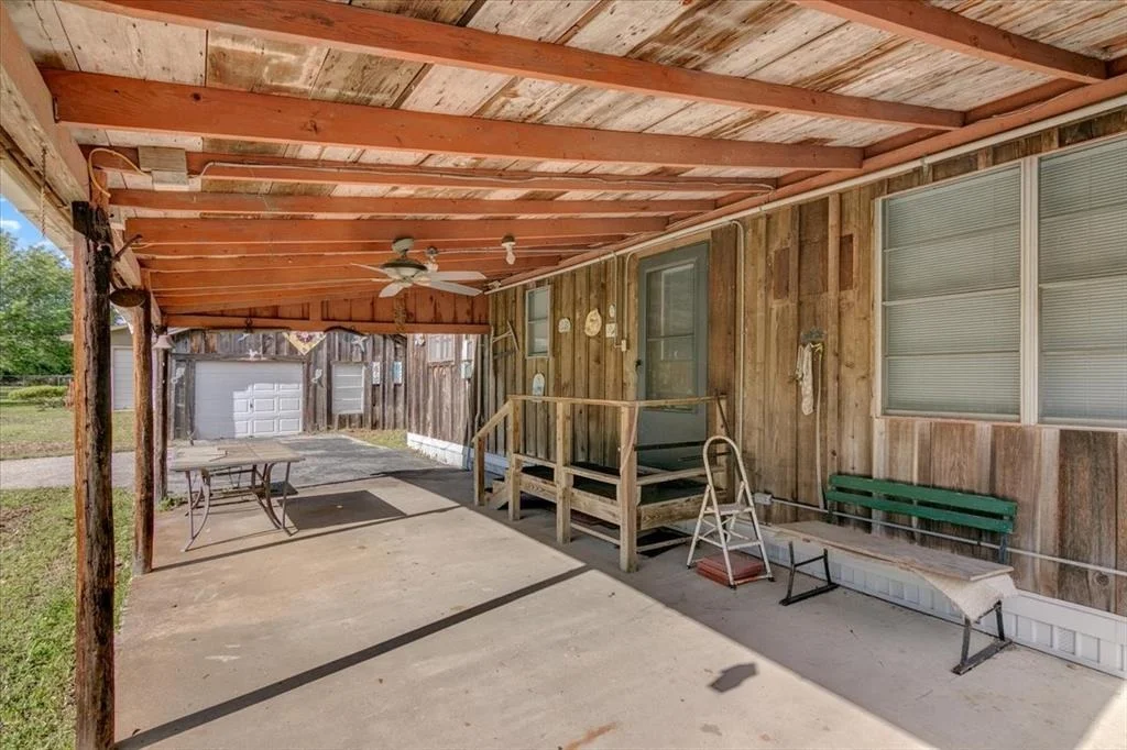 Photo of 219 Watie Road