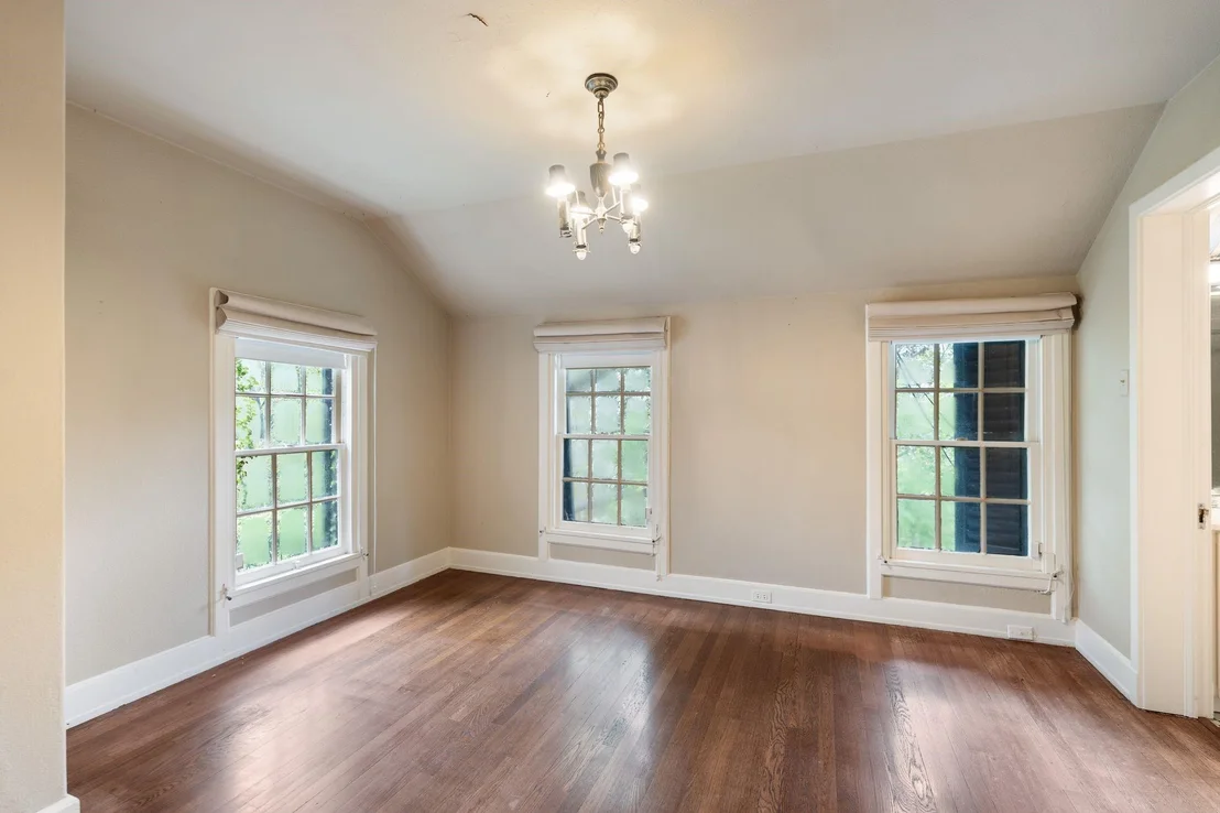 Photo of 1604 Kirby Drive