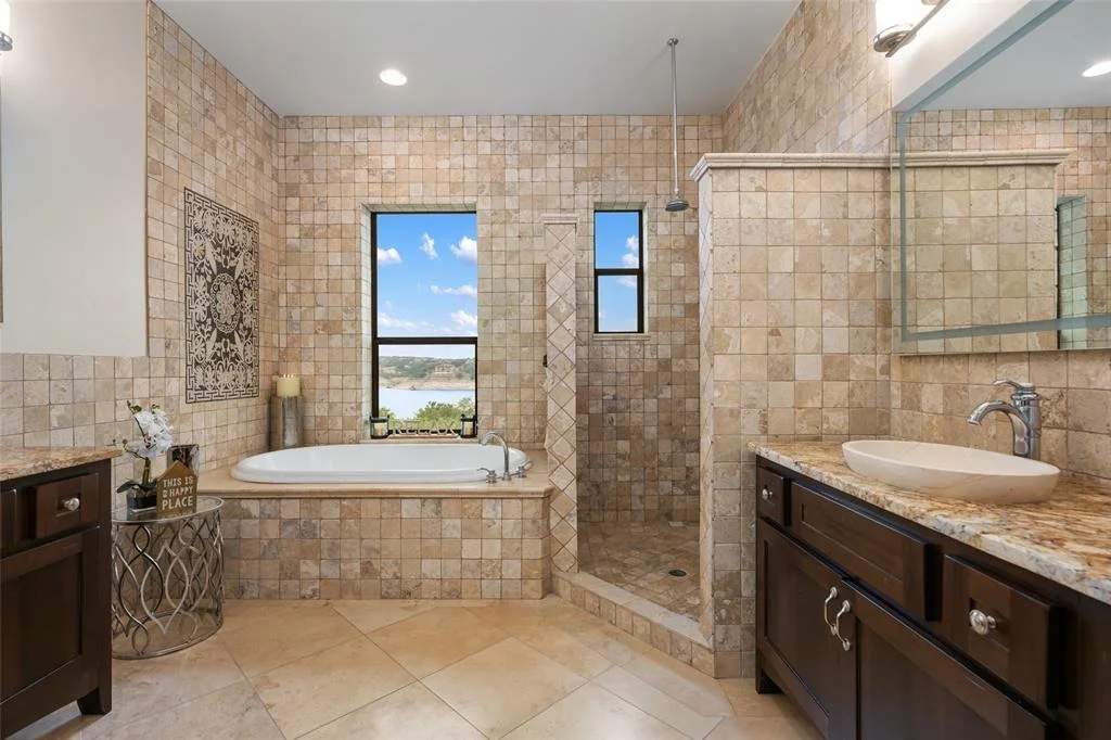 Photo of 1404 Hurst Creek Road