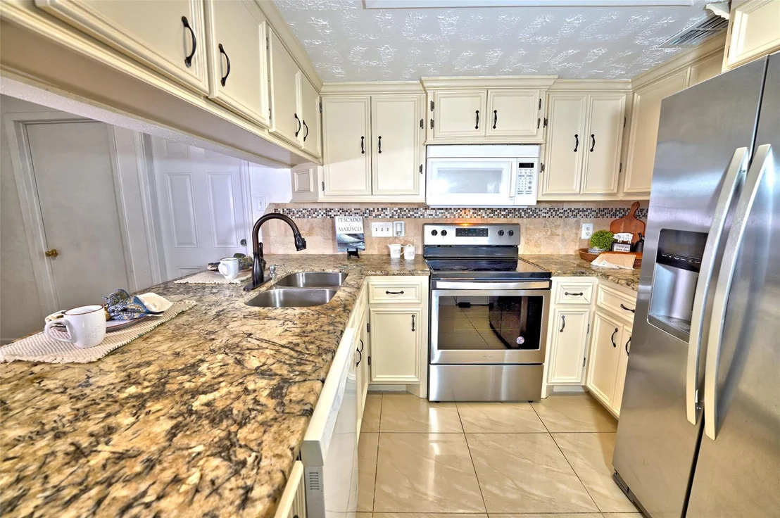 Photo of 7607 Stamen Drive
