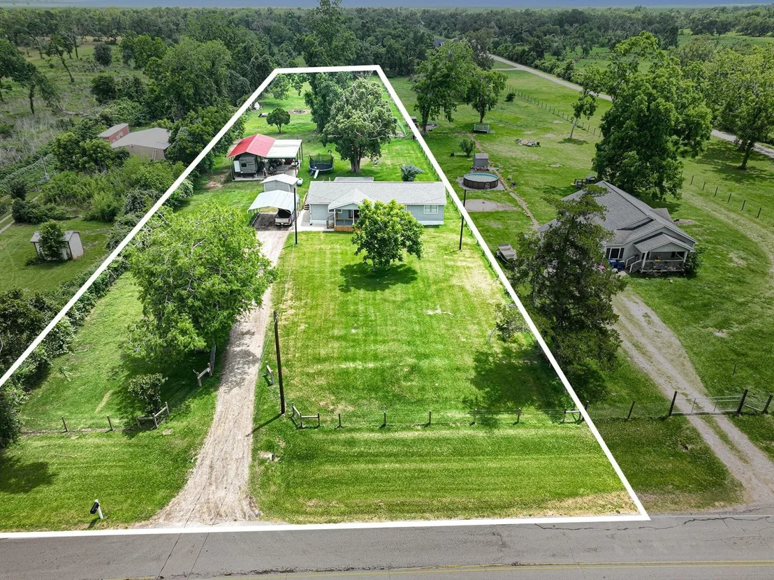 Photo of 7771 County Road 400