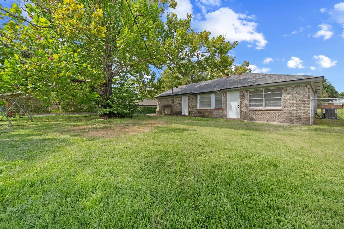 Photo of 601 Midway Drive