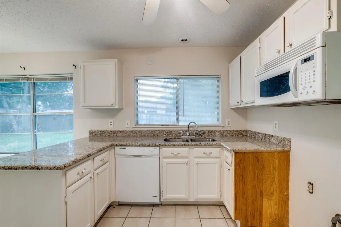 Photo of 9635 W Savile Circle