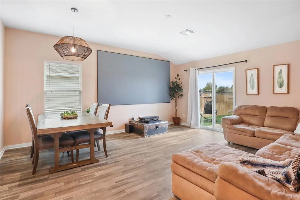 Photo of 5513 Fox Bluff Drive