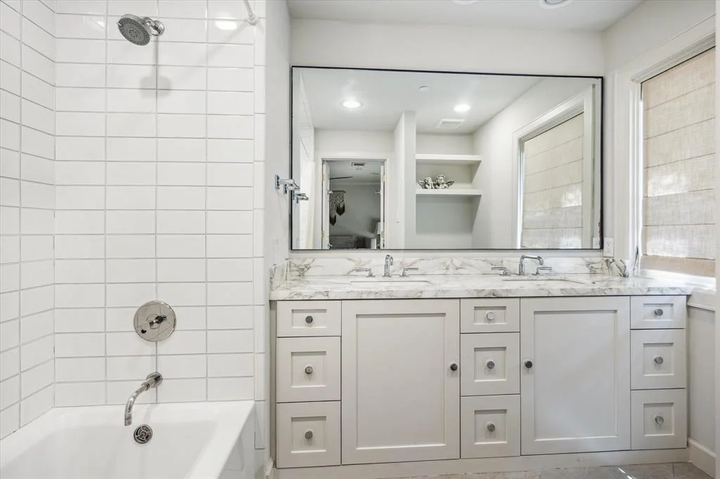 Photo of 225 Millbrook Street