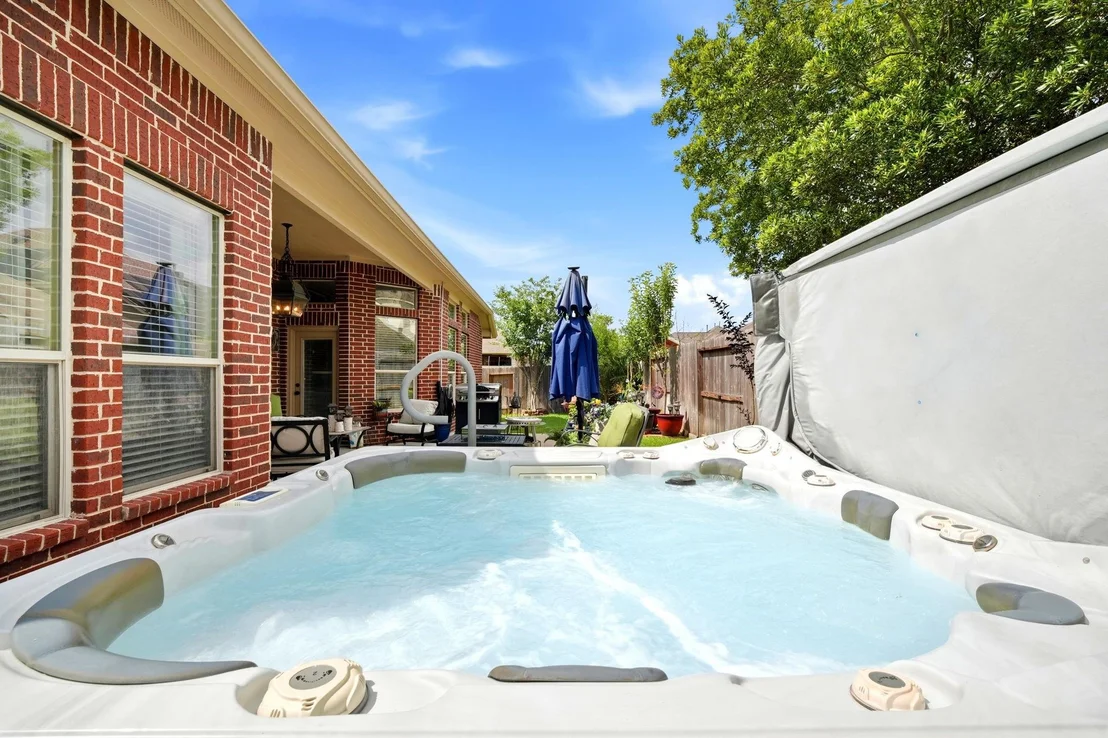 Photo of 25910 Northcrest Drive