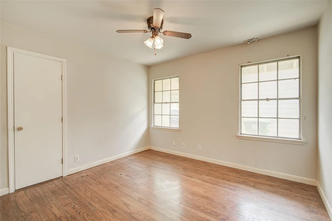 Photo of 4753 Redstart Street