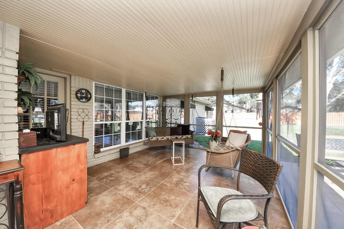 Photo of 15810 Merle Road
