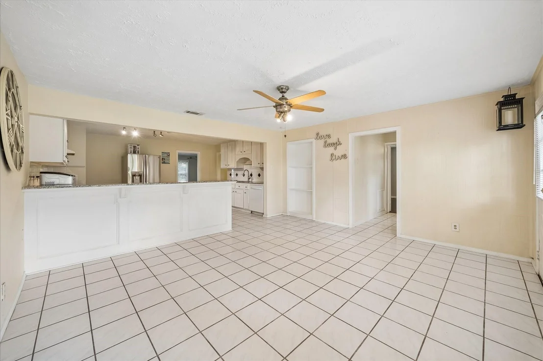 Photo of 6621 Westview