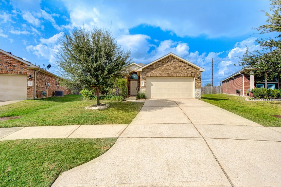 Photo of 5263 Lilac Hollow Lane