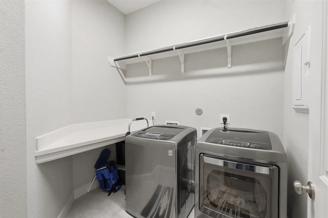 Photo of 4711 Gilbert Road