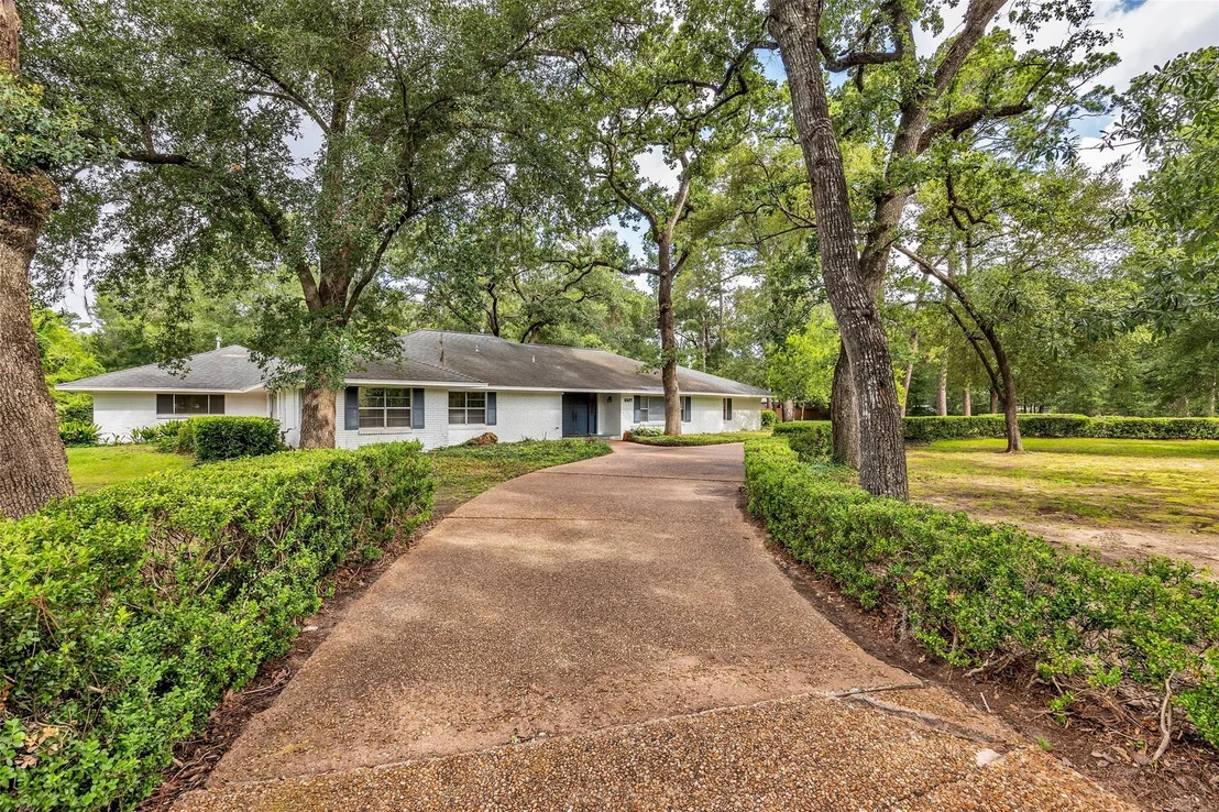 Photo of 11427 Glenora Drive