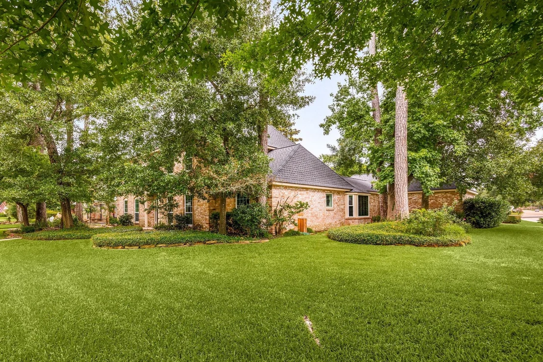 Photo of 6623 Ampton Drive