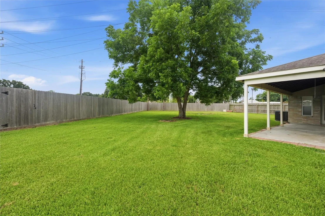 Photo of 2017 Eastwind Drive