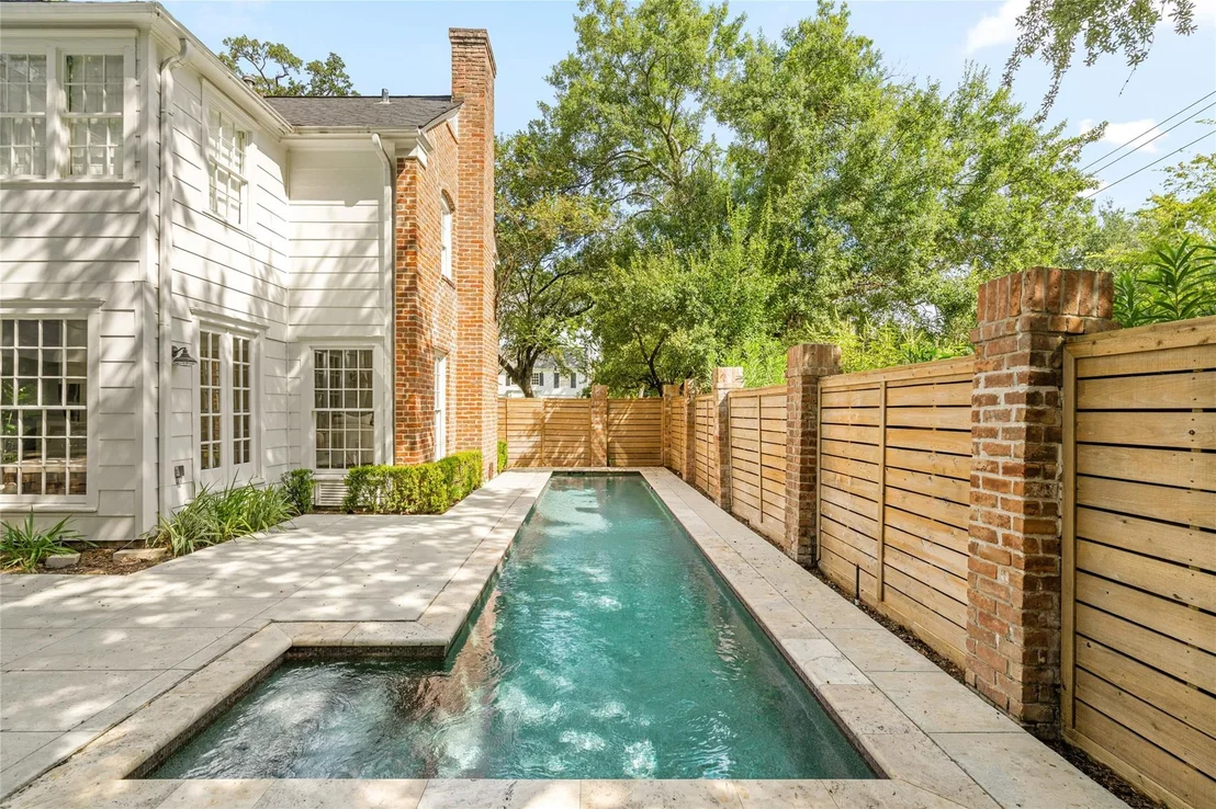 Photo of 3105 Locke Lane