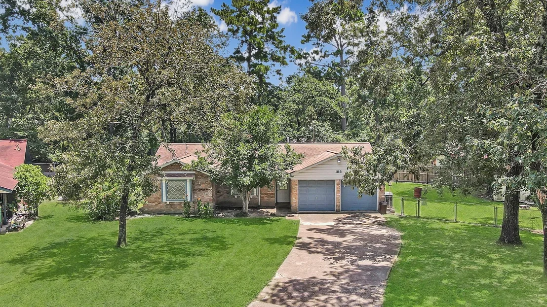 Photo of 188 Greenleaf Lane