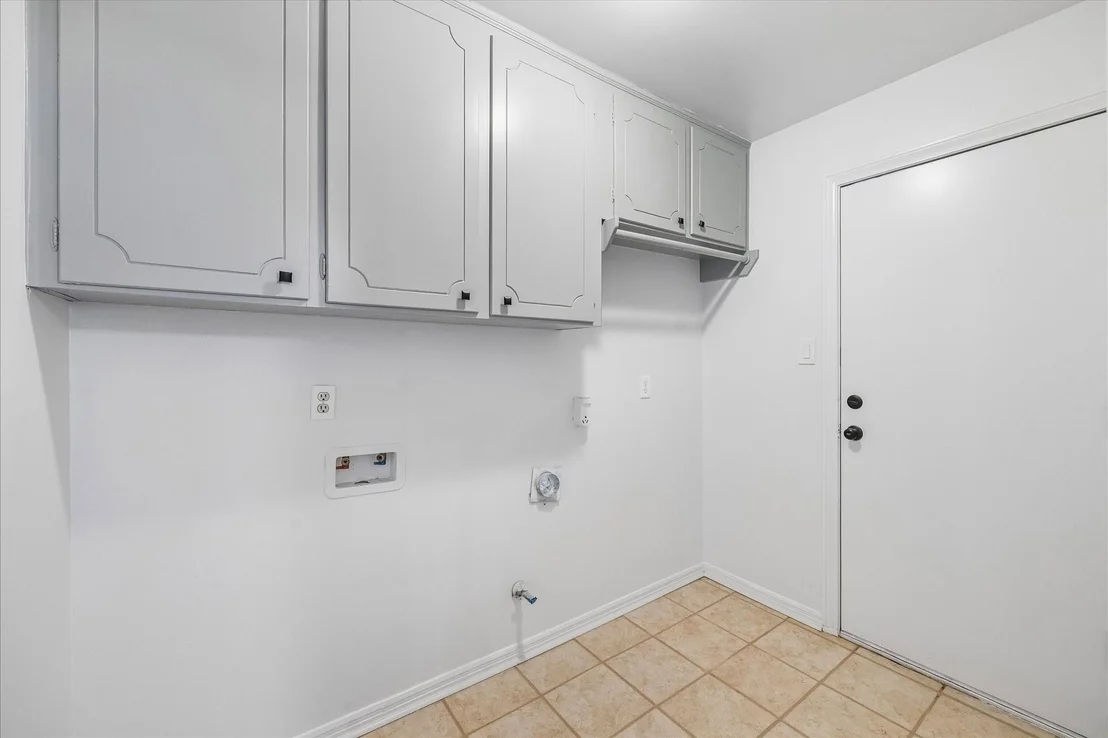 Photo of 11423 Valley Spring Drive