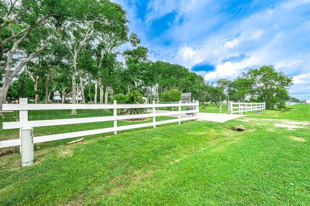 Photo of 383 County Road 296