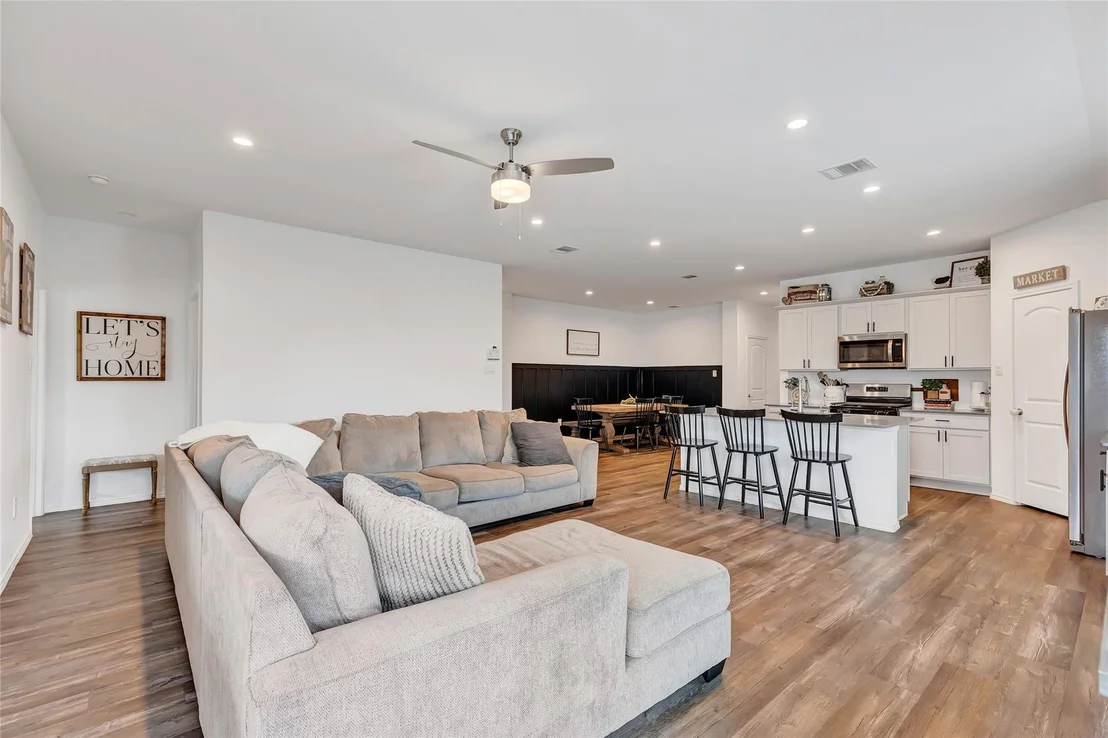 Photo of 1012 Llano Trail