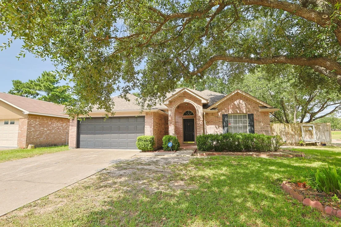 Photo of 18202 Almonte Lane