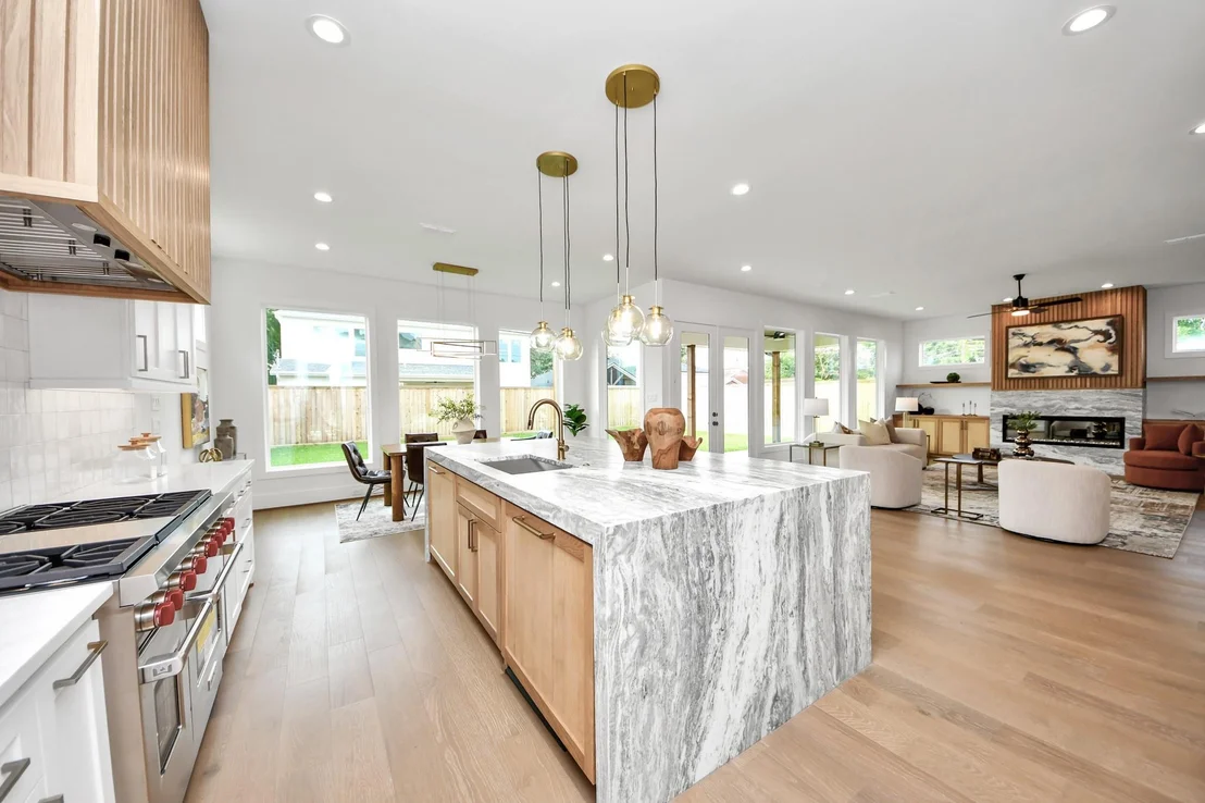 Photo of 1721 Chantilly Lane
