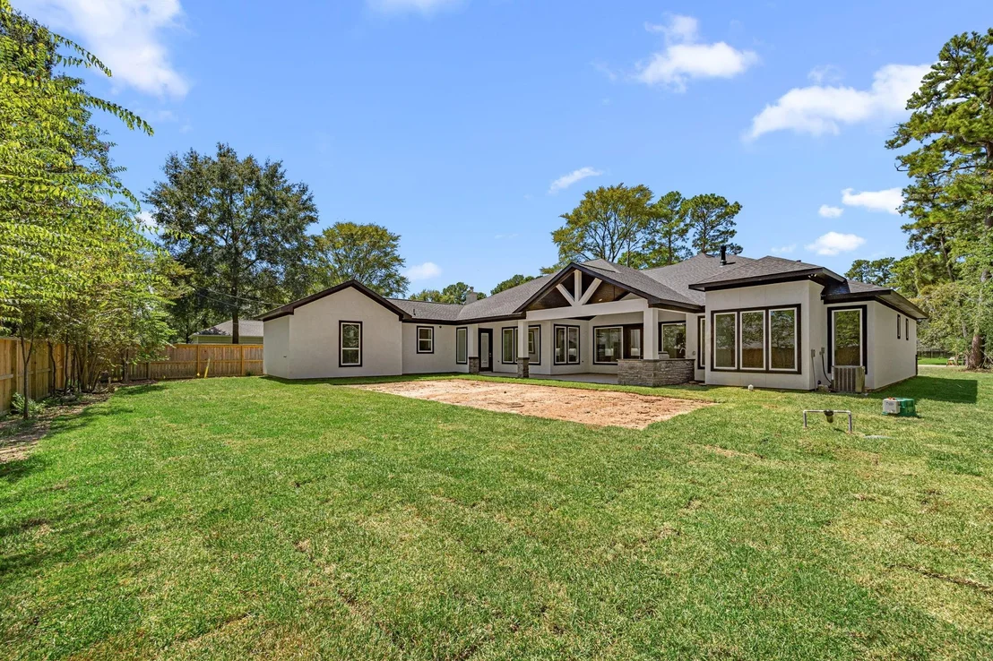 Photo of 418 Garrett Dr