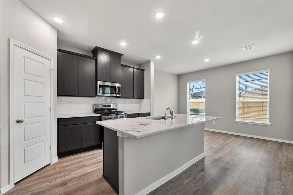 Photo of 3406 Rolling River Drive