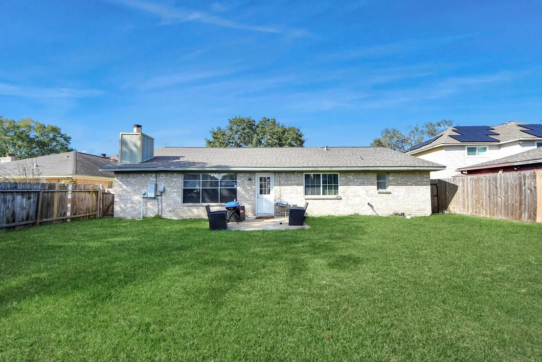 Photo of 2531 Willow Drive