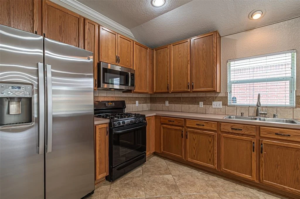 Photo of 17119 Shadow Ledge Drive