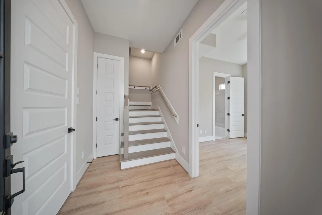 Photo of Unit B at 4013 Griggs Road