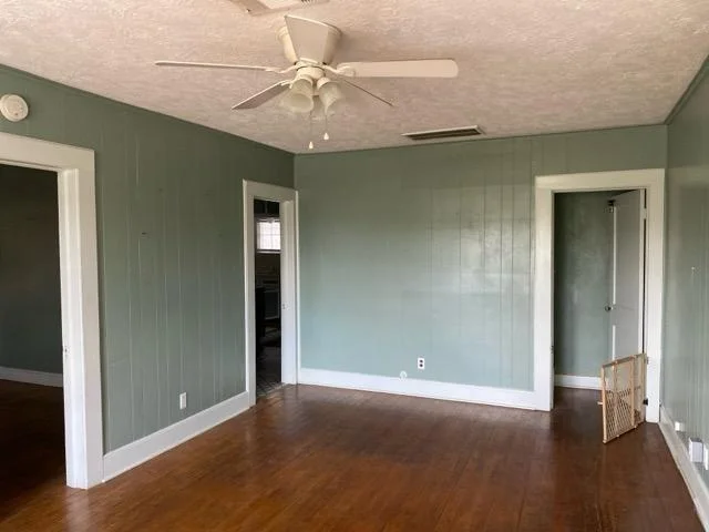 Photo of 1004 Mccall Avenue