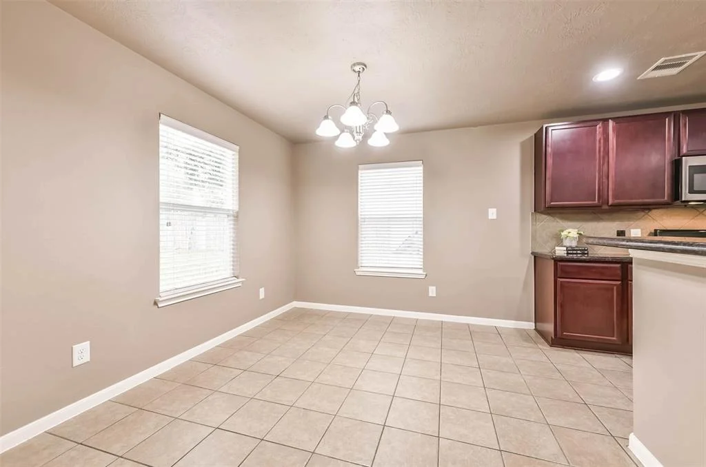 Photo of 1517 Glen Oaks Drive