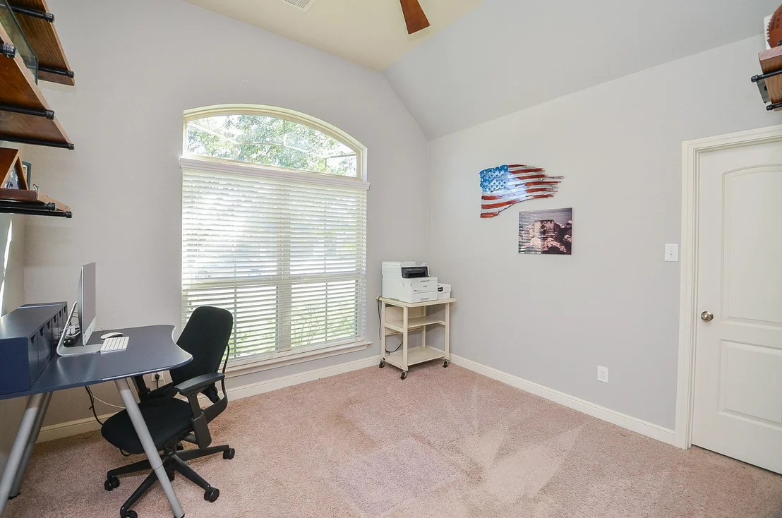 Photo of 19014 Balcones Pine Street