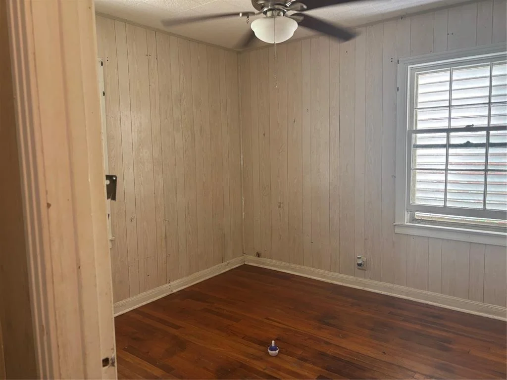 Photo of 612 Honeysuckle Drive