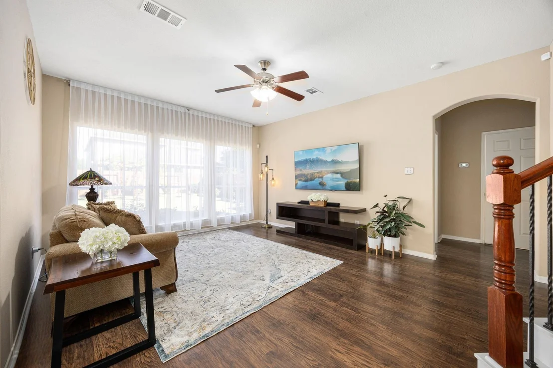 Photo of 6315 Linfield Bluff Lane
